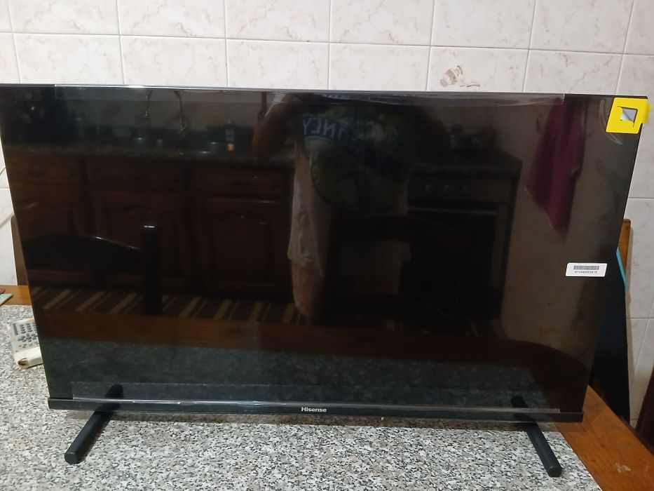 Smart TV Hisense  QLed 32  polegadas com garantia