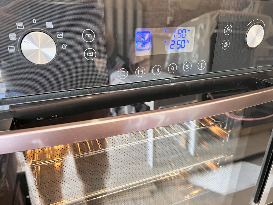 Духовка Samsung DualCook подвійне приготування (Малайзія)