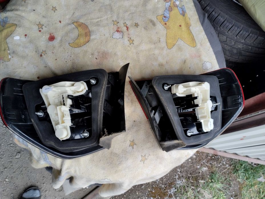 BMW 3 E90 06-09 M PAKIET Lampa Tylna Lewa Prawa EUROPA Ładna