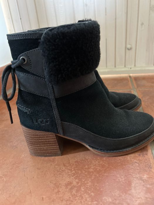 Botas Ugg de senhora com salto