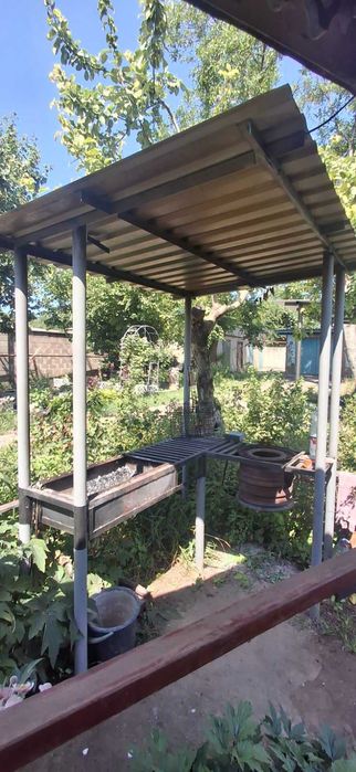 Продам  2х кім кв. з автономкою , меблями та технікою.  Сонячні панелі. Дніпробуд
