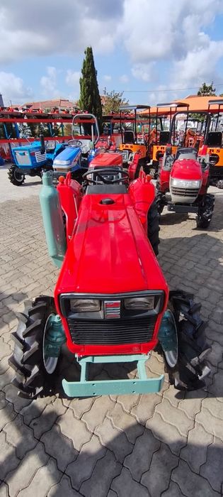 Yanmar Ym2002D 4x4  3cilidros ( promoção ) oferta 1 alfaia