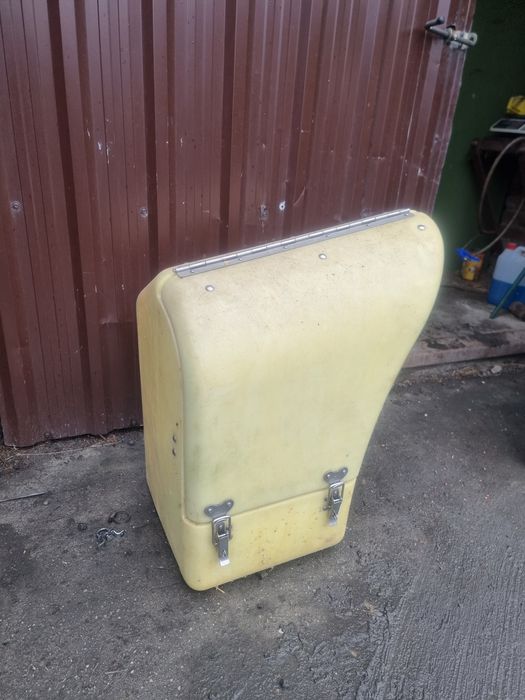 Schowek zbiornik skrzynia pojemnik hardi commander