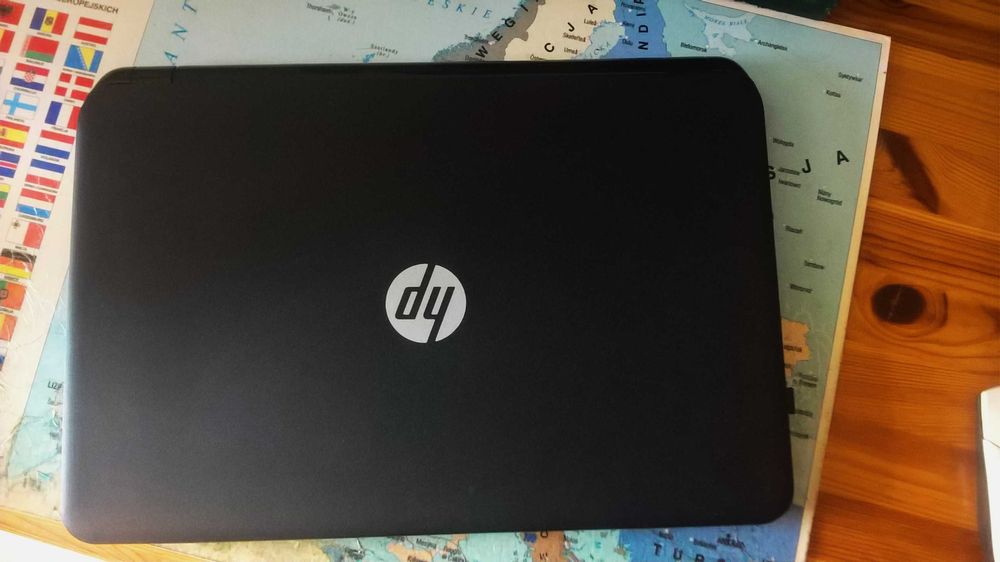 laptop HP ekran 15,6 cala czarny sprawny