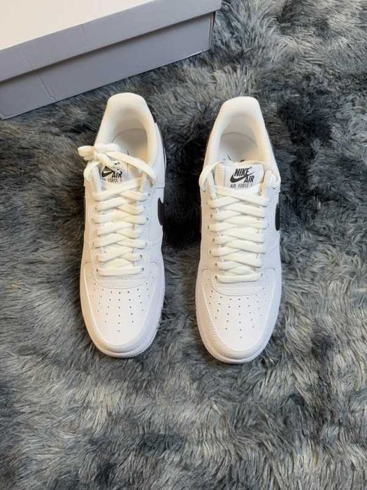 Nike Air Force 1 White and Black R.41