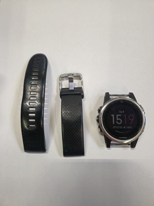 Garmin  Fenix 5s