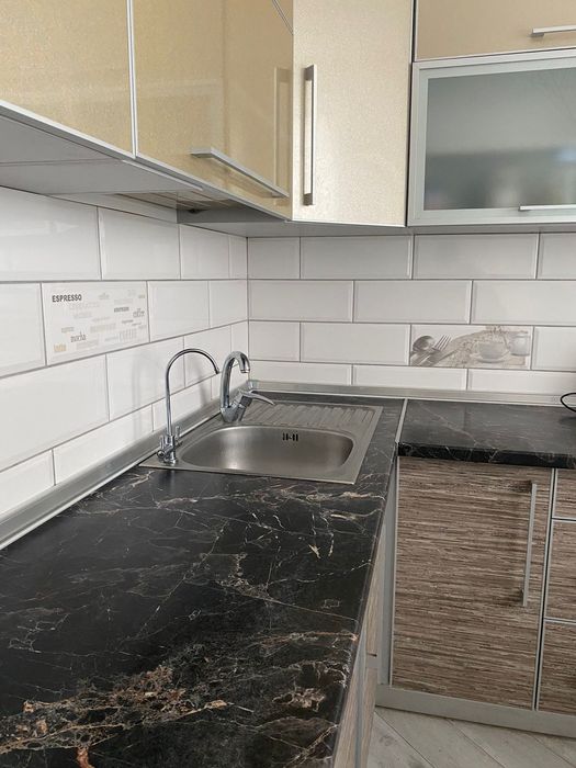 Продам 3-х кімнатну квартиру