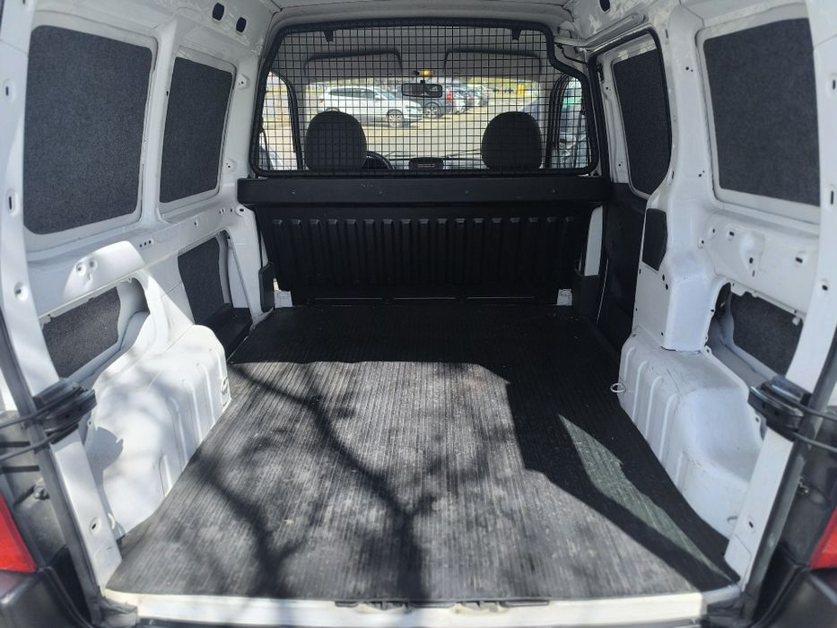 Atenção Citroen Berlingo Pouco km 55 mil 1.6HDI com IVA