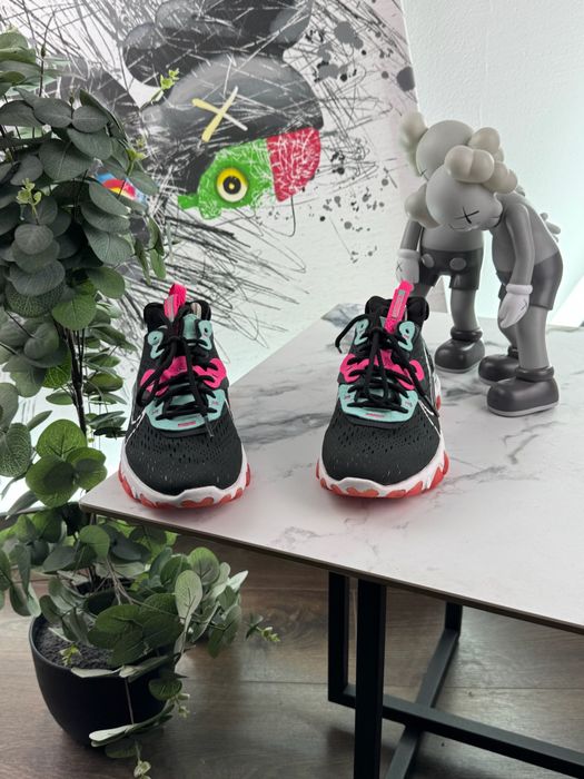 Кросівки Nike React Vision 39 розмір Е11098
