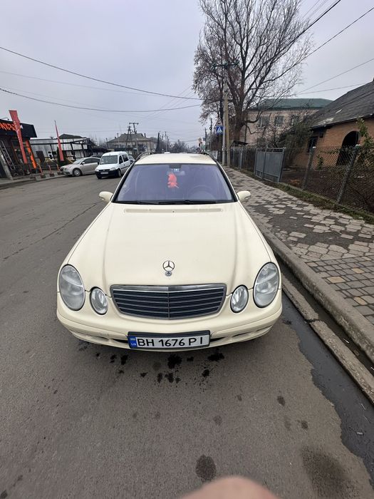 Продам Mercedes 211 2.2 дизель автомат