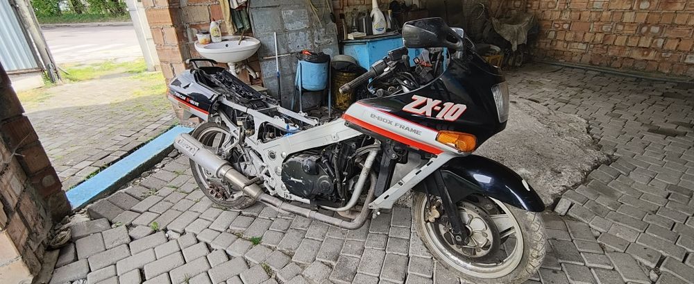 Мотоцикл кавасакі зх 1000