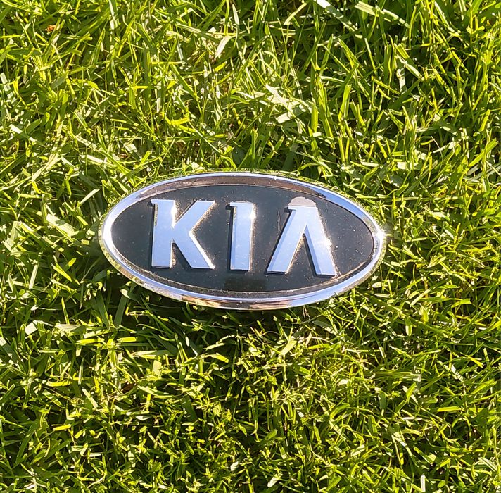 Шильдик, емблема решітки радіатору KIA