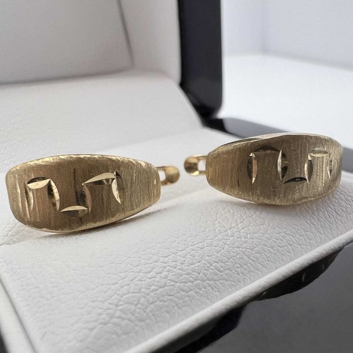 Wyjątkowe Złote Kolczyki P585 1,77g Angielskie