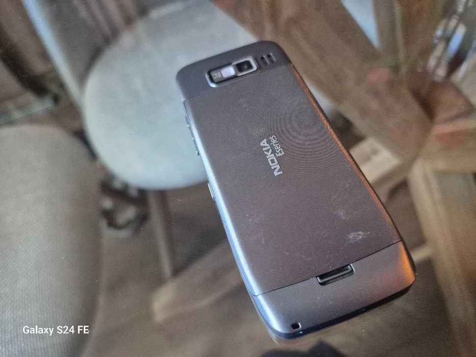 Nokia E52 klasyk jak nowa ERA