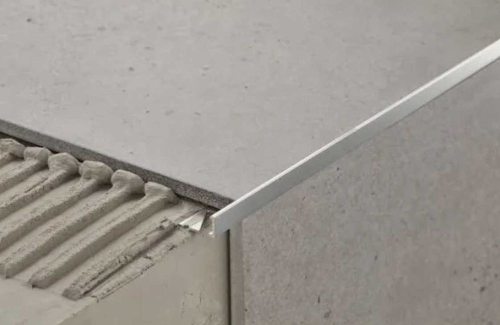 Listwa narożna aluminium .