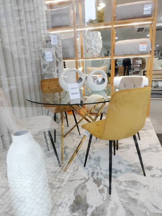 Mesa de jantar redonda nova