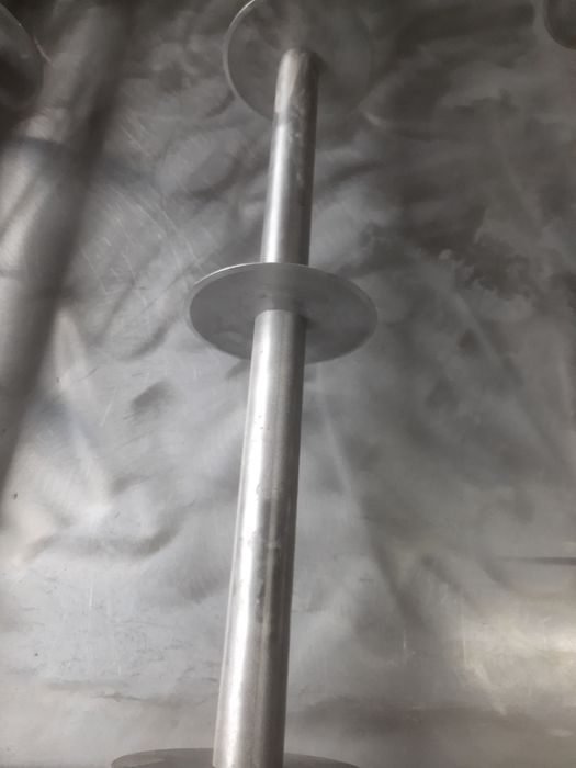 Mesa de apoio a máquina de dar cola