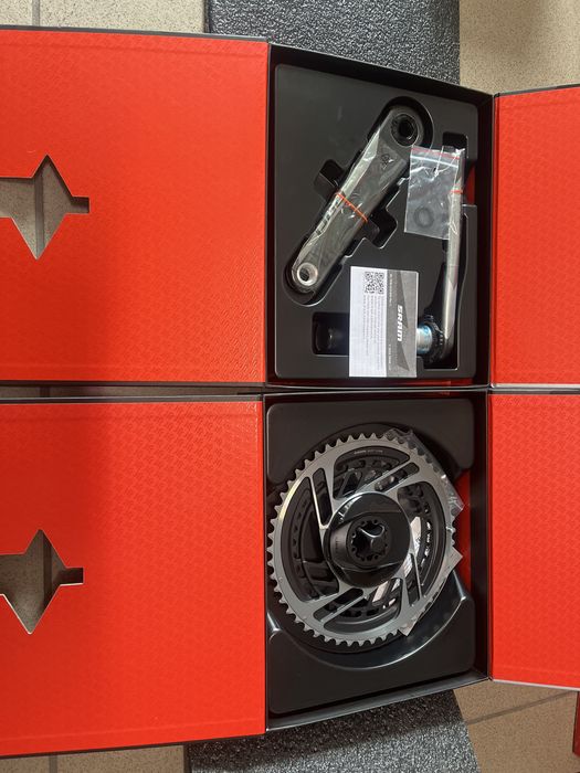 Sram Red tarcza + korba  SRAM CRING ROAD 5037T KIT DM RED GREY Uni