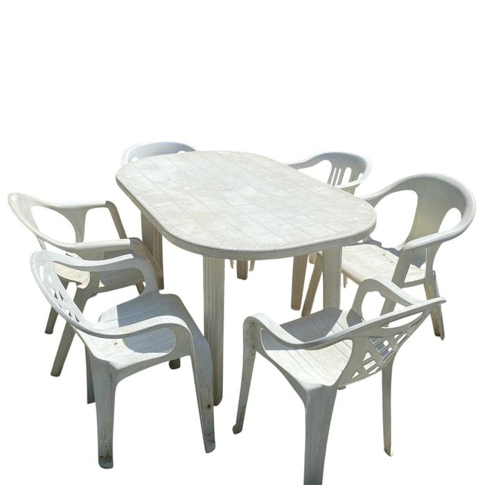 Mesa com cadeiras