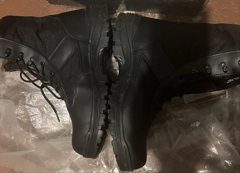 Тактичні черевики Mil-Tec Security Boot — ідеальний вибір для служби, охорони та міста!