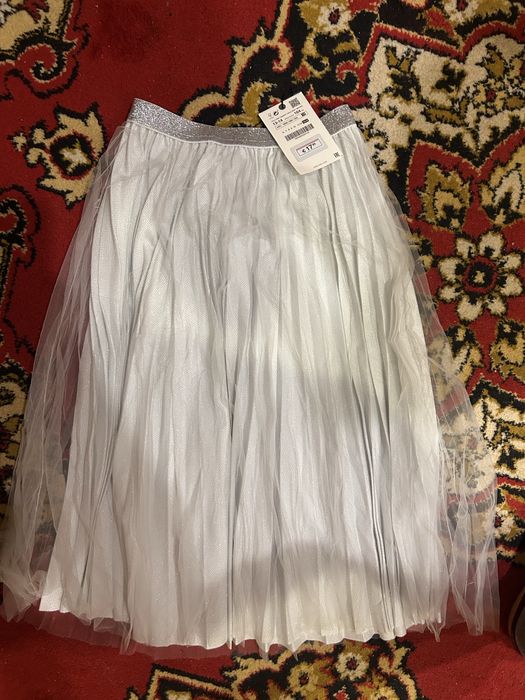 Плісерована спідниця від Zara