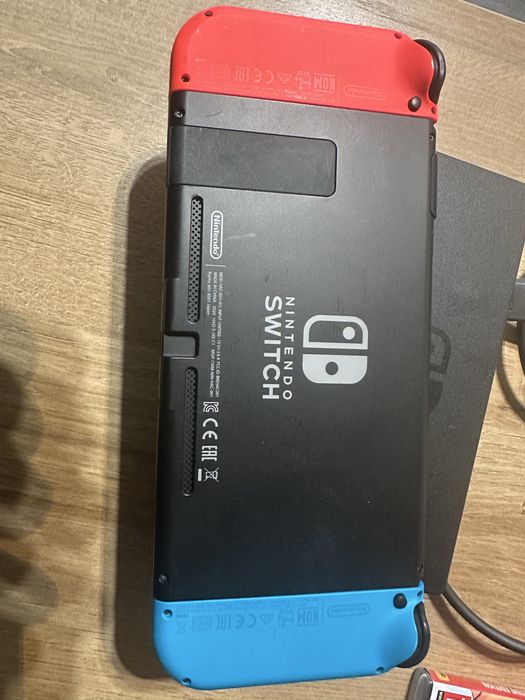 Nintendo switch+gry+case