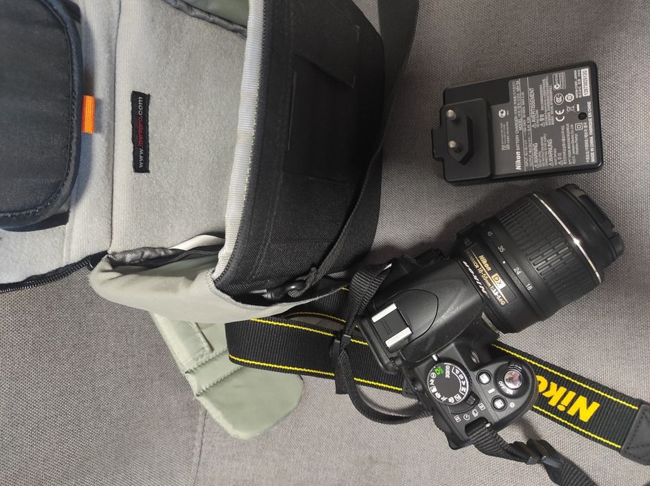 Дзеркальна камера Nikon D3100 фотоаппарат зеркальний