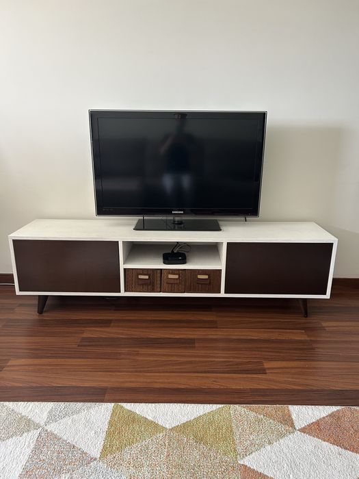 Movel aparador de TV