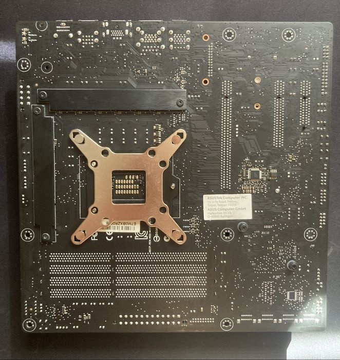 i7-4790K + Maximus VII Gene Z97 micro-ATX + 16GB DDR3 2133MHz