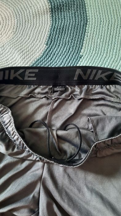 Nike spodenki r.XL,Adidas  Gant Hilfiger Helly Hansen  Massimo Dutti, j.nowe