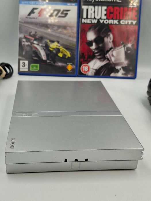 PlayStation 2 Slim (SCPH-70008 Silver)