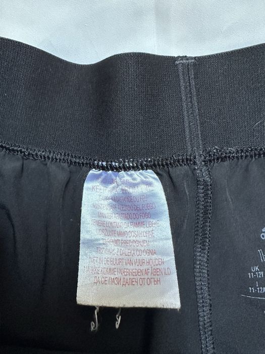 Spodenki sportowe czarne do biegania szorty Adidas Aeoready