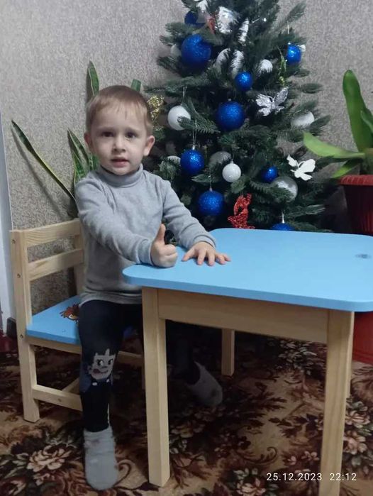 Столик зі стільчиком дерев'яний дитячий. Опт від виробника (ціна 1370)