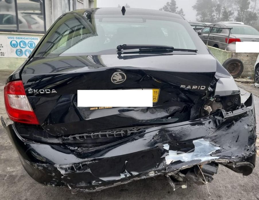 Skoda Rapid (Nh3) 1.6 Tdi De 2015 Disponível Para Peças
