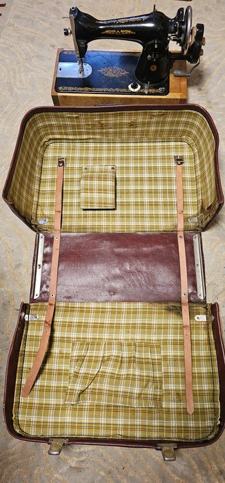 Швейная ручная машинка Подольск 2М