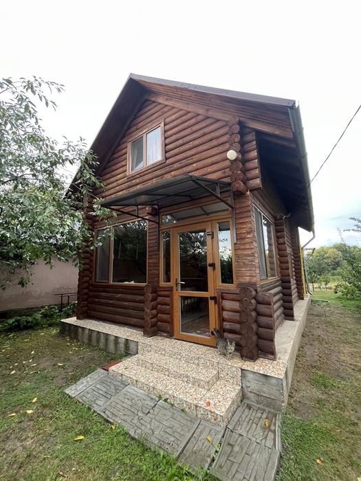 Сучаснмй будинок із  срубу, земельна ділянка!