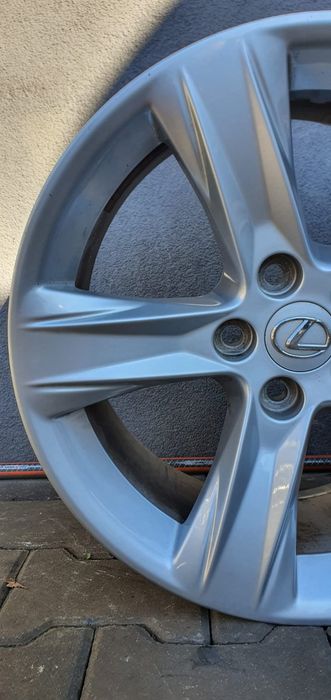 18 5x114.3 lexus