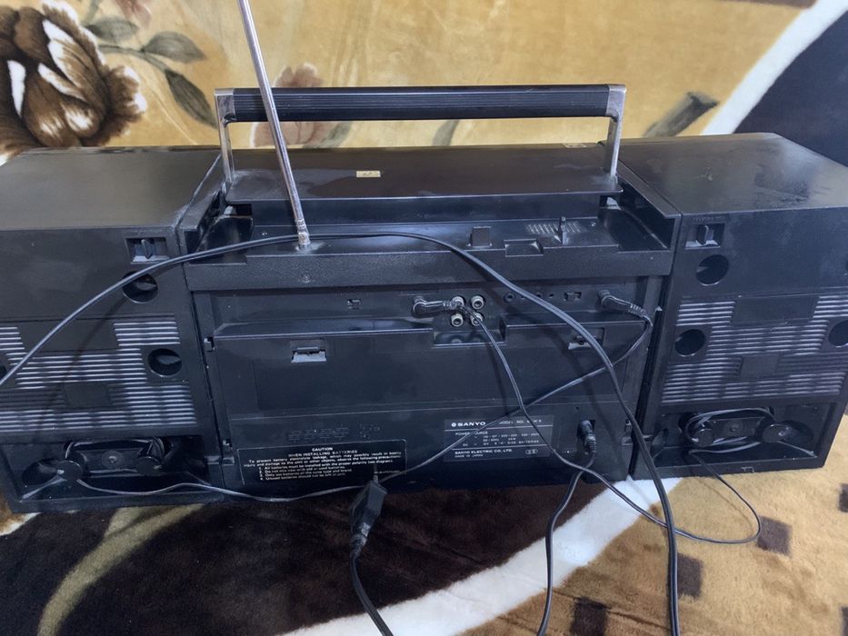 Винтажный музыкальный центр Sanyo MTW-5
