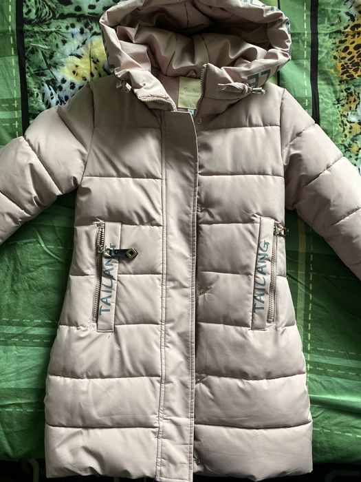 Зимове дитяче пальто на зріст 128