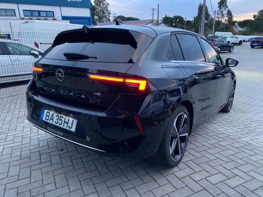 Opel Astra 1.5 D Elegance Aut.
