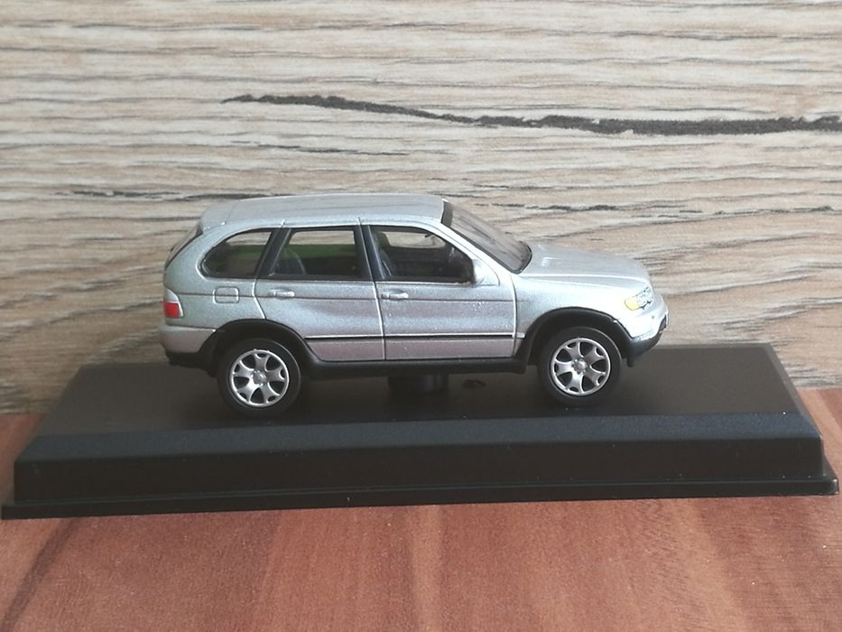 BMW X5 (E53) High Speed 1/64