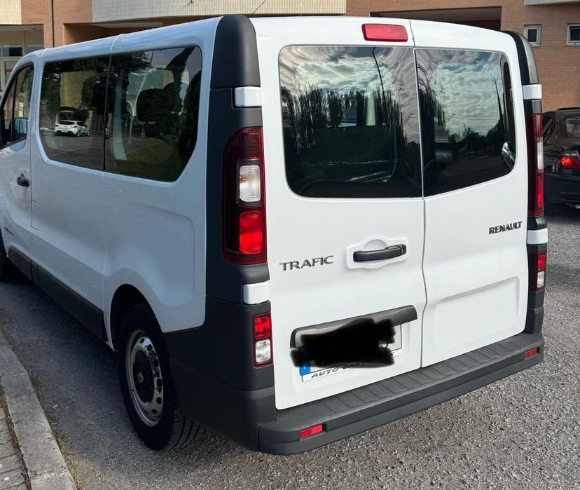Vendo Renault trafic nove lugares
