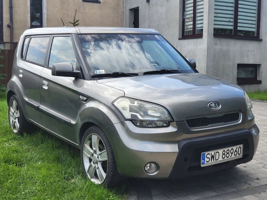 Kia Soul Kia Soul 2009 - wygodny i niezawodny SUV miejski 1,6 CRDI