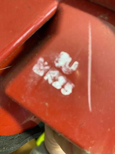 Ótica traseira lado esquerdo Mitsubishi Lancer 1998