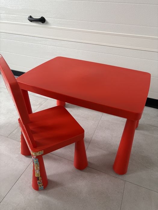 Stolik MAMMUT Ikea