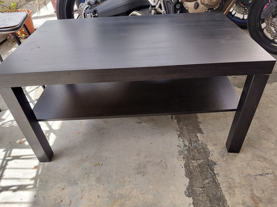 Mesa de sala preta