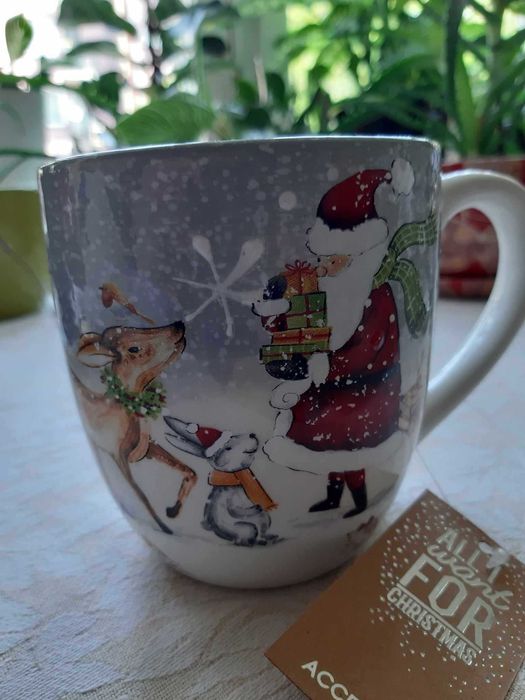 Nowy duży kubek z Mikołajem