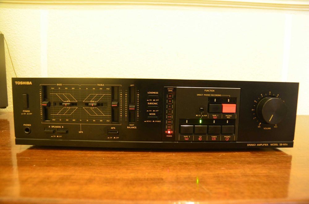 Amplificador Toshiba SB-M56