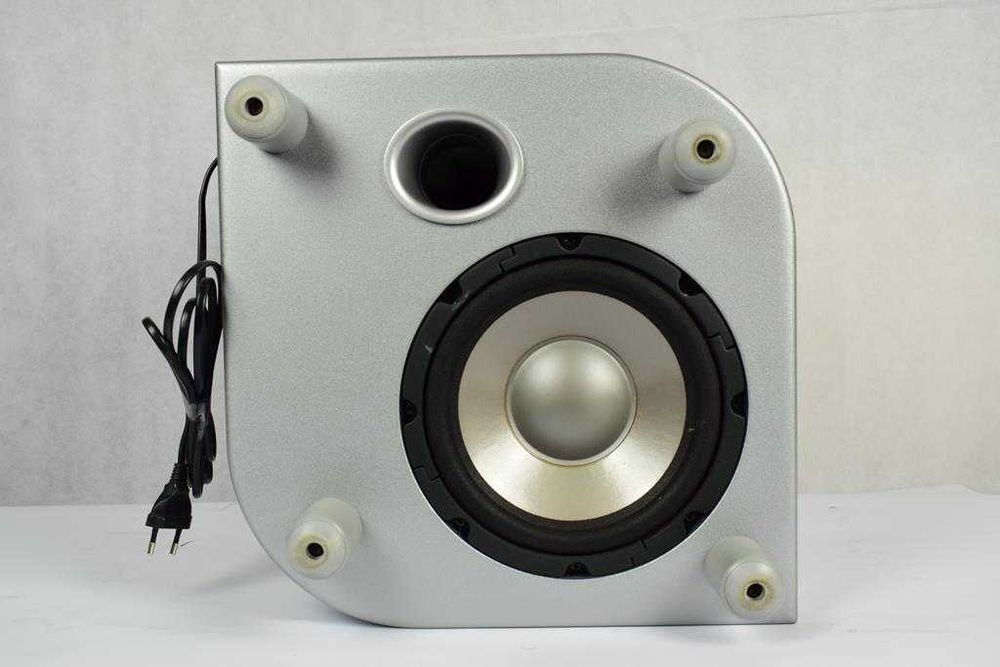Subwoofer Infinity TSS 500/230 w bdb stanie.
