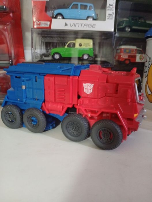 Transformers Optimus Prime figura
